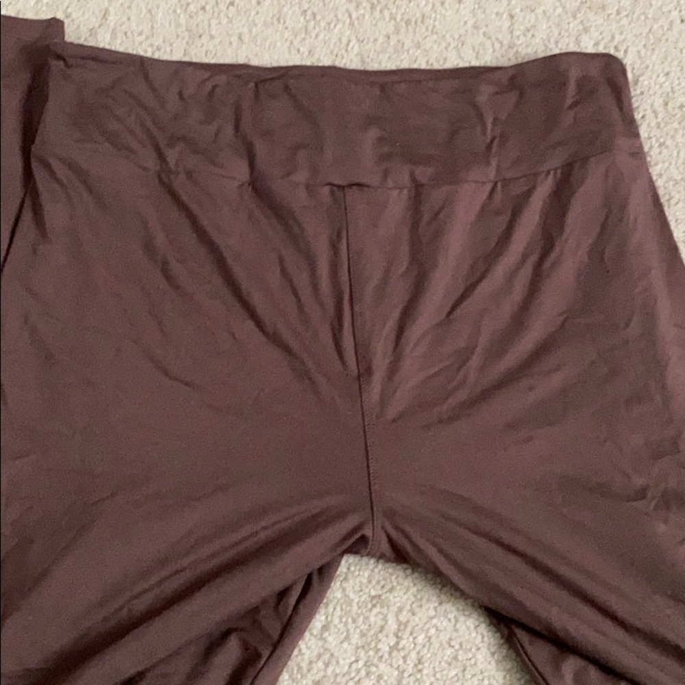 Brown leggings